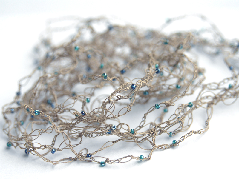 PaperPhine: Feine Häkel - Halskette mit kleinen Perlen - Papiergarn